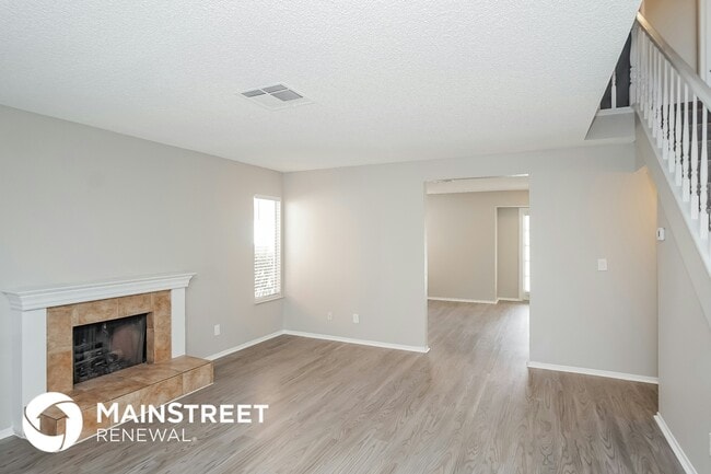 Photo - 378 Tierra St