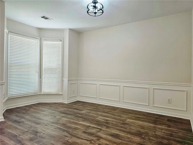 Photo - 3229 Davenport Park Ln