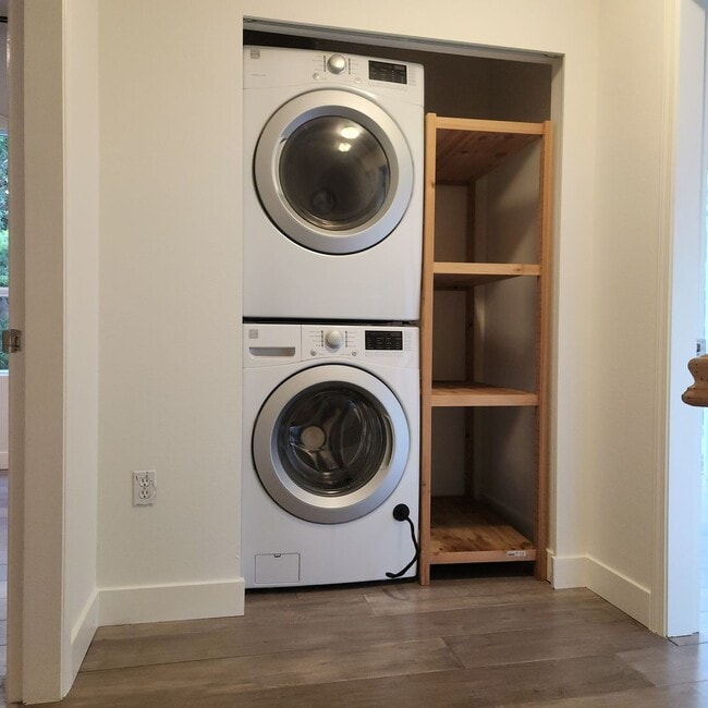 Photo - Little Italy 2bed Townhouse, Wait, how cute is this! Furnished/Unfurnished