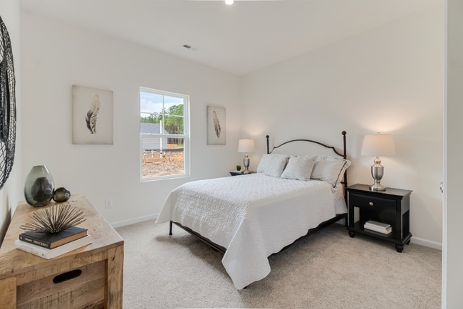 Photo - 95 Suhani Ln