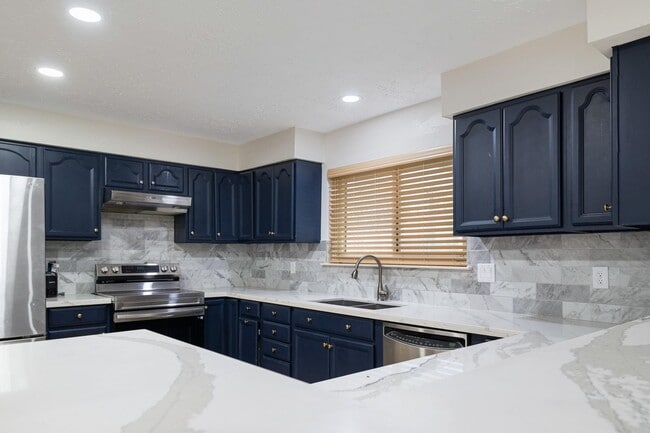 Photo - 3719 Straightfork Dr