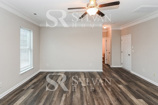 Photo - Lease today! No extra charge for contentment and relaxation!