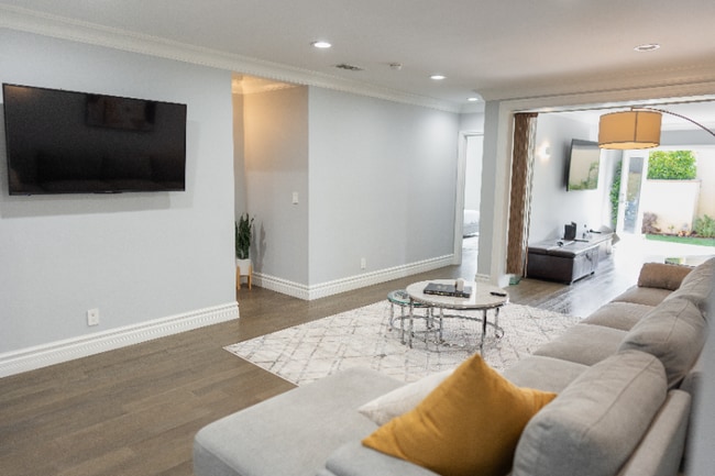 Photo - 1020 Fonthill Ave