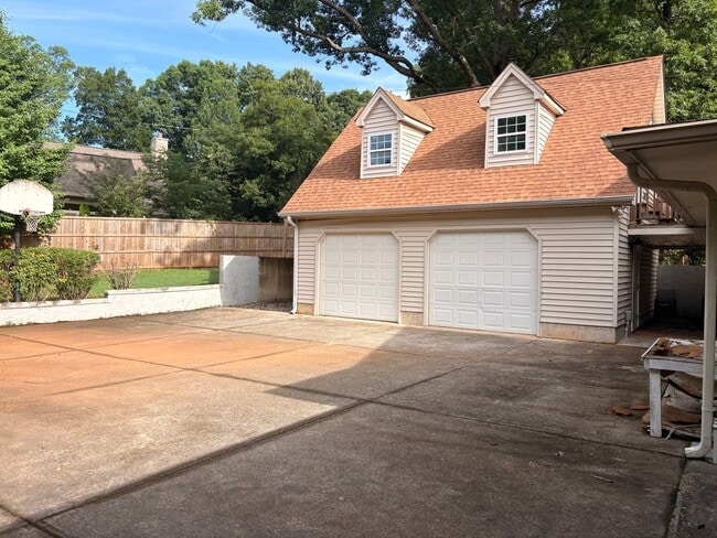 Photo - 1349 Wooded Hills Dr