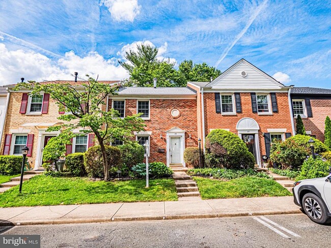 Photo - 29 Longmeadow Dr Townhome