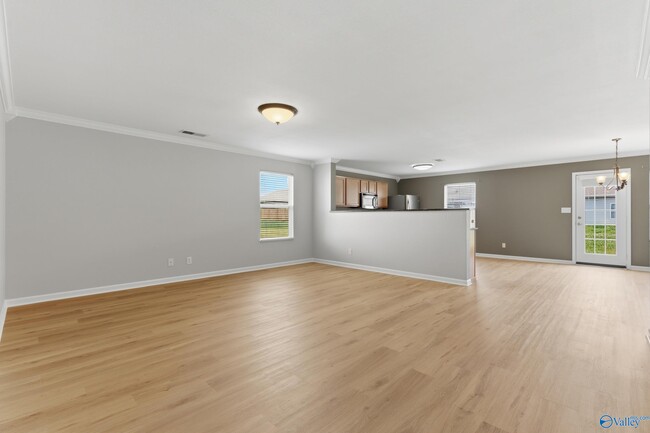 Photo - 29889 Glenrose Way