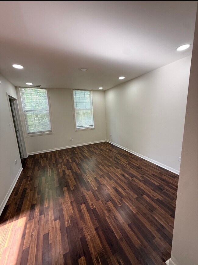 Photo - 1617 W 38th Pl