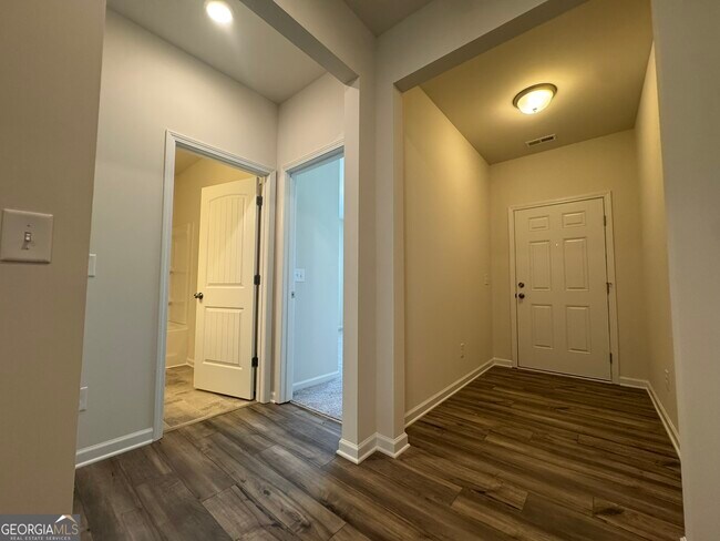 Photo - 129 Sycamore Ln