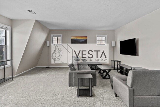 Photo - 588 Ray Hill Rd Unit D