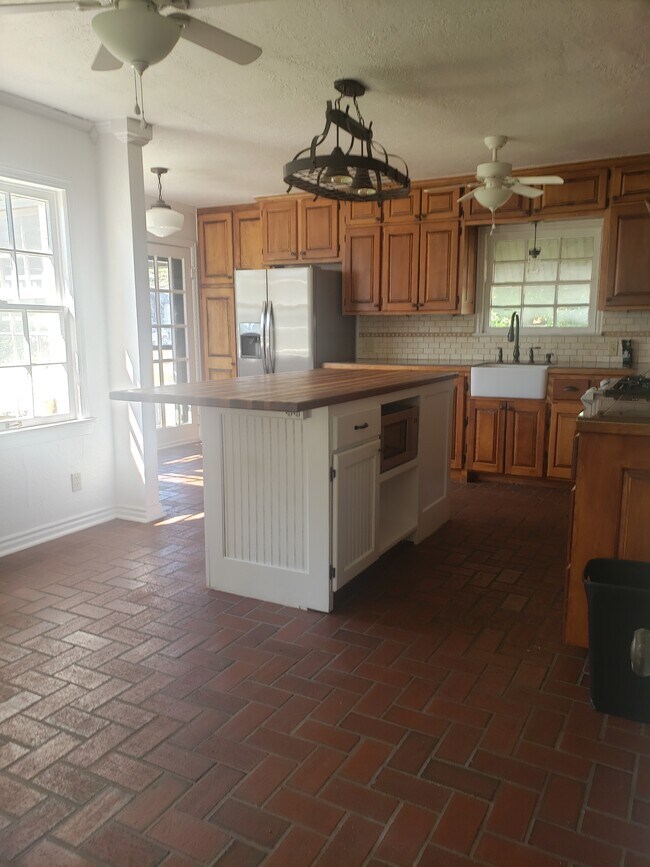 Photo - 612 NW 36th Terrace