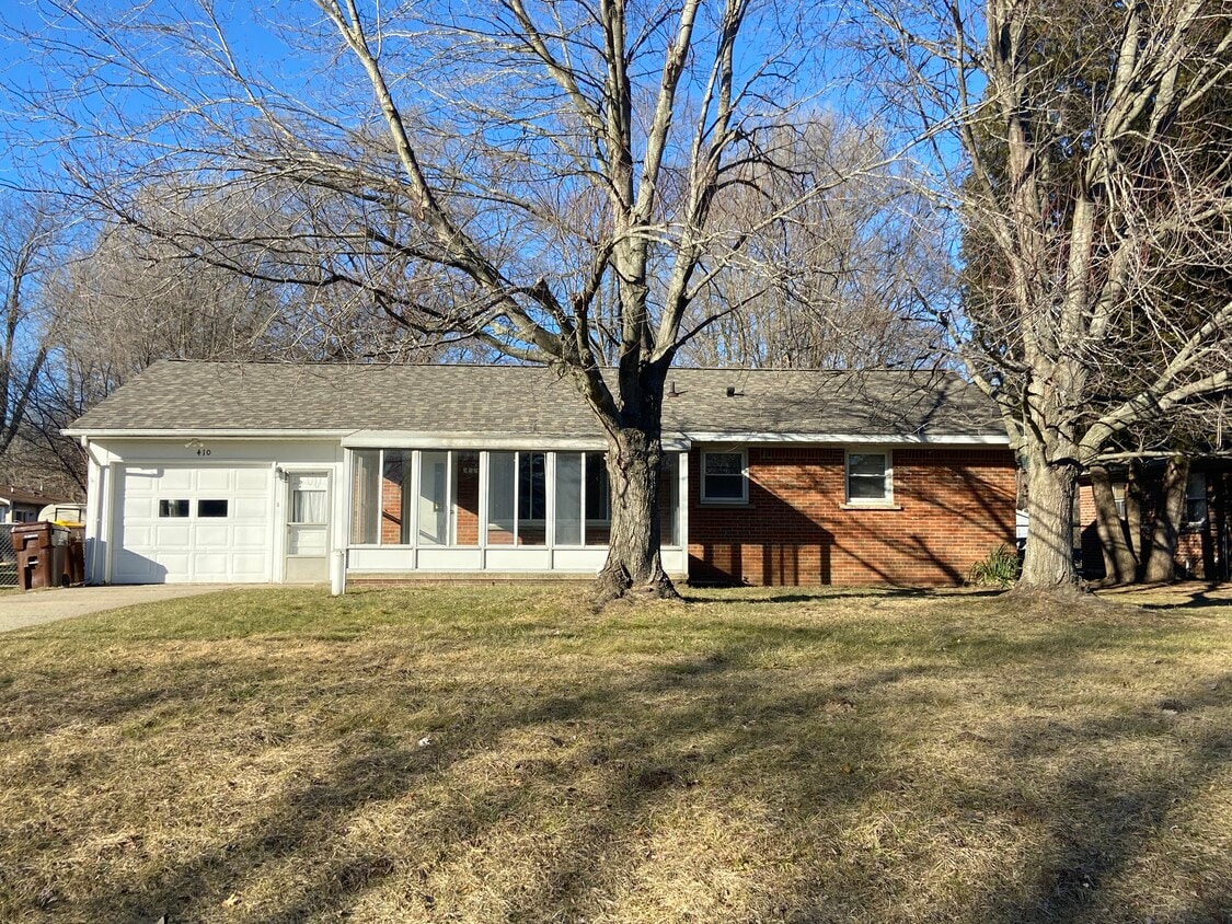 410 W. Hamburg Pinckney, Mi - 410 W Hamburg St (Pinckney, MI)