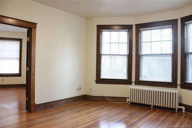 Photo - 16 Woodland St Unit 1