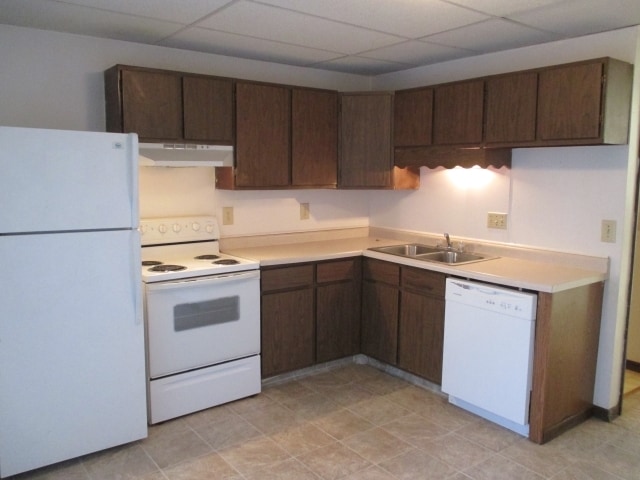 Kitchen - Hawthorne Townhomes
