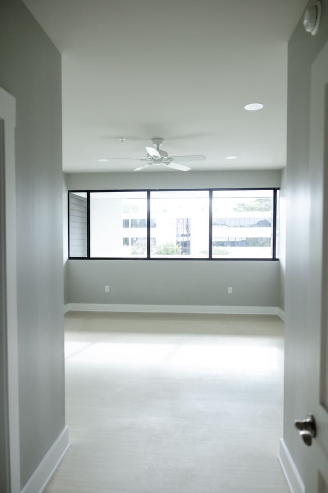 1430 Lelia Dr