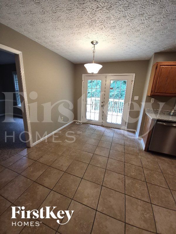 Photo - 2518 Lorne Ct SW