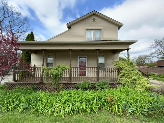 Building Photo - 43 Southbound Gratiot Ave Unit 1