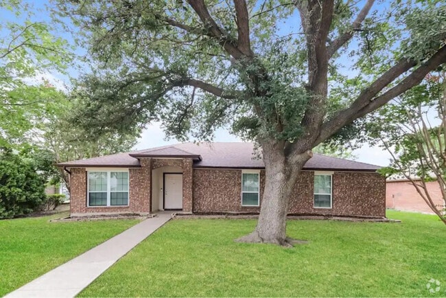 Building Photo - 621 Hanover Dr Rental