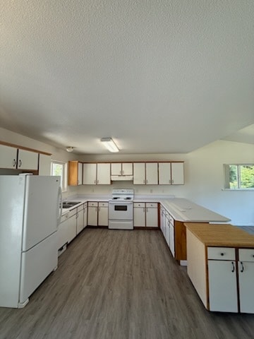 Photo - 2350 Howland Hill Rd