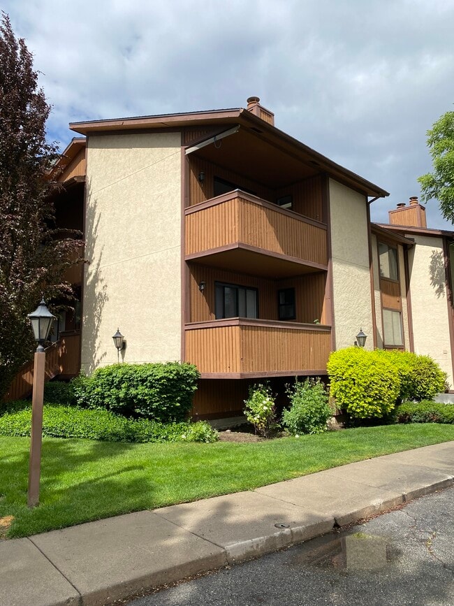 Photo - 1087 E Countrywoods Cir Condo Unit D