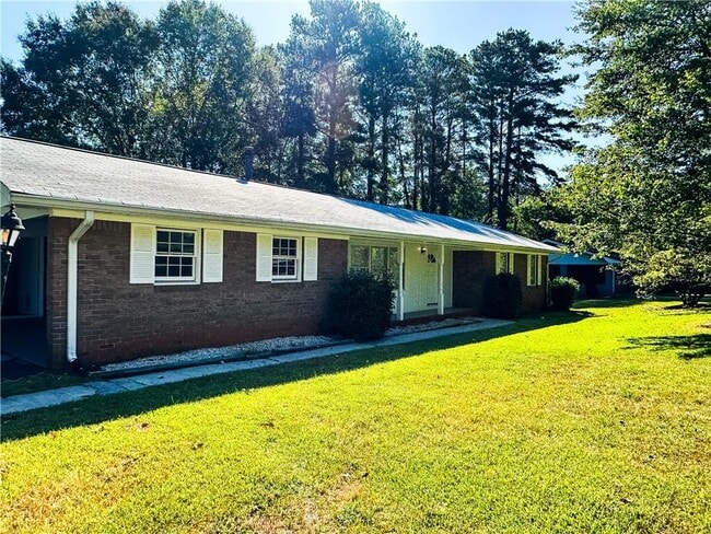 Photo - 4591 Woodward Rd
