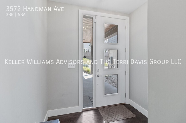 3572 Handman Ave