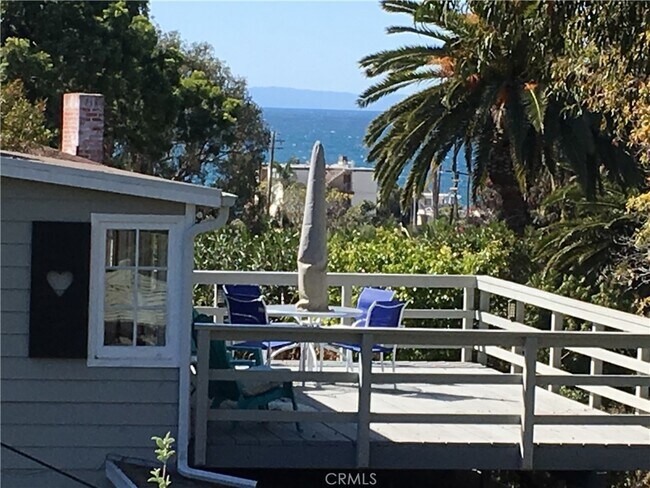 Photo - 460 St Ann's Dr