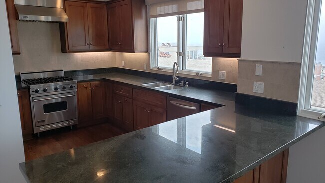 Photo - 224 Rosecrans Ave