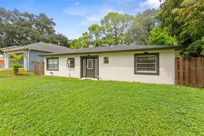 7327 Winchester Dr