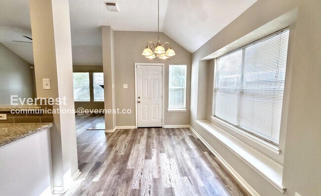 Photo - 9926 Goldenglade Dr