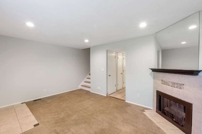 Photo - Convenient Sandy Townhome with 3 BD & 2 BA
