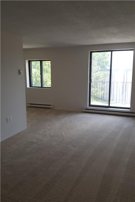 Photo - 201 Campus Pky