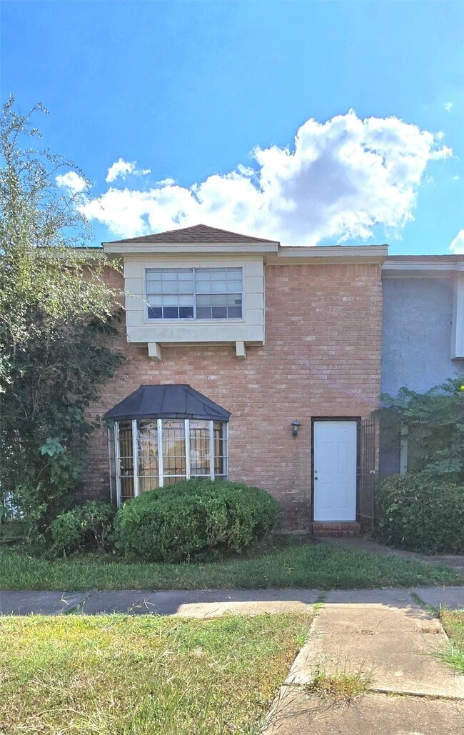 Photo - 7063 Chasewood Dr Unidad True