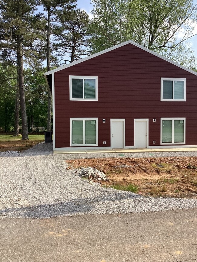 Building Photo - 110 Lacy Ln