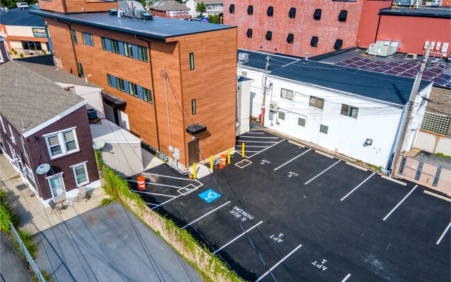 Rear of building - 428 Penn Ave Unit 3rd Floor