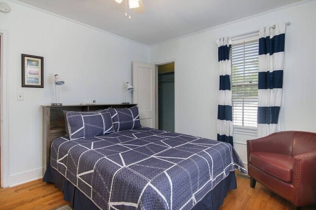Building Photo - 426 Riverland Dr Rental