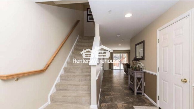 Photo - 1910 Reading Ct