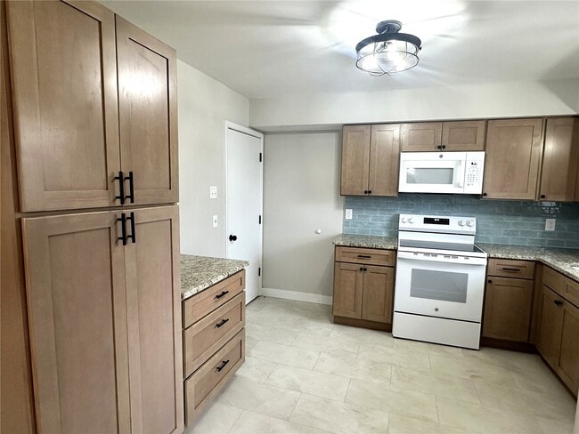 Photo - 67 Strecker Rd