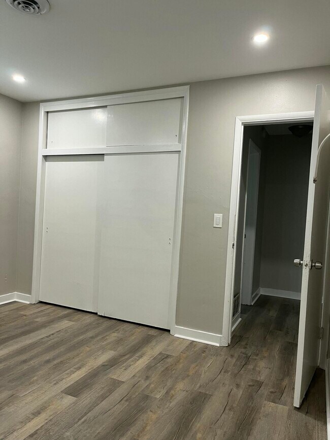 Photo - 4250 NW 21st Ave