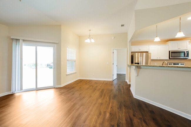 Photo - 308 Pecan Pointe Dr