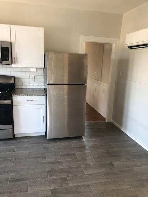 Photo - 22-22 10th St Unit 3