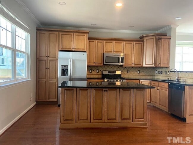 Photo - 3 Bedroom Townhome for Rent Apex