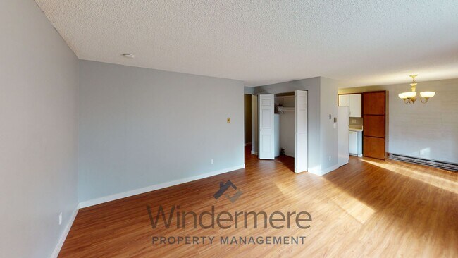 Photo - 532 E Alder St