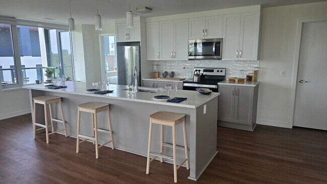 Photo - Ballantyne Luxury Apartments