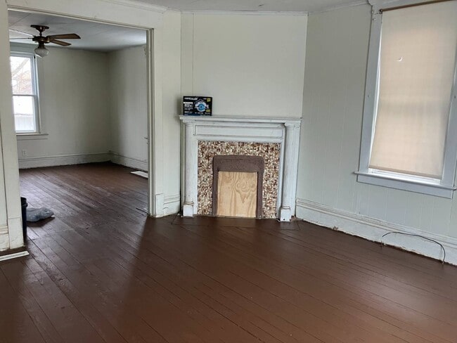 Photo - 736 S Seneca Ave