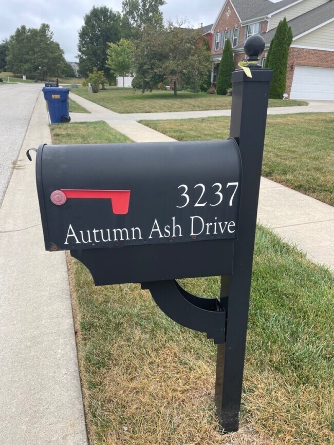 Photo - 3237 Autumn Ash Dr