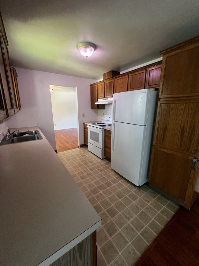 Photo - 41 E Alder Place East