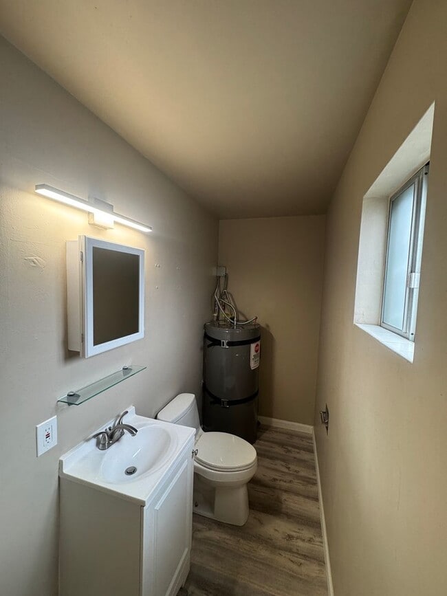 Photo - 1407 S 20th Ave