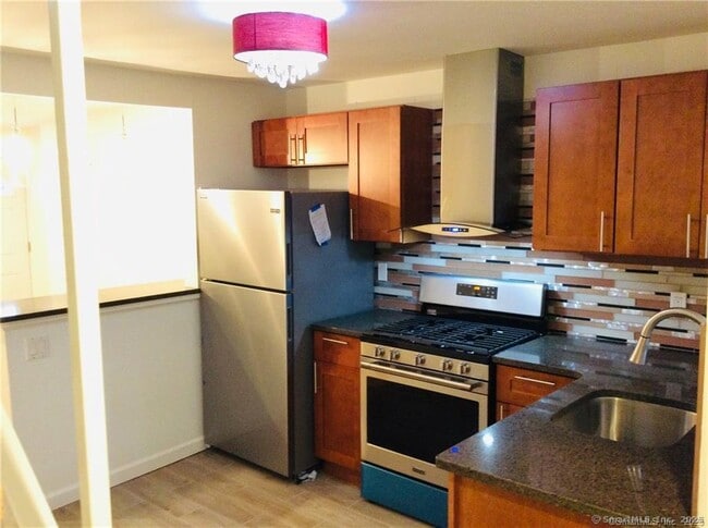 Photo - 47 Soundview Ave Unit 47