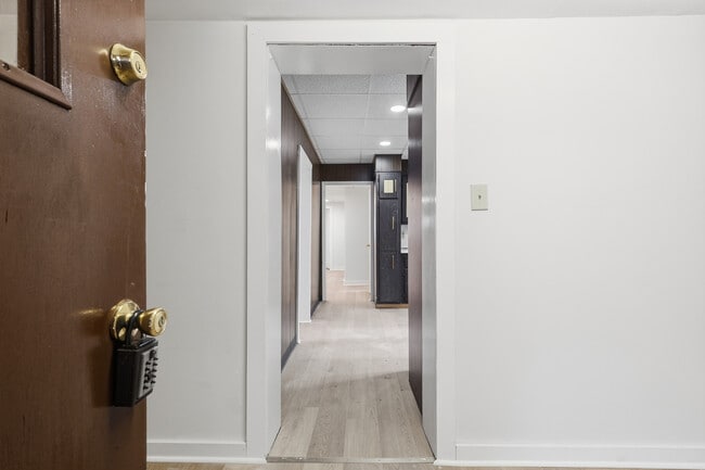 Photo - 2521 N Main Ave Unit 2