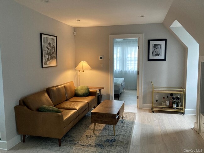 Photo - 2 Red Ground Rd